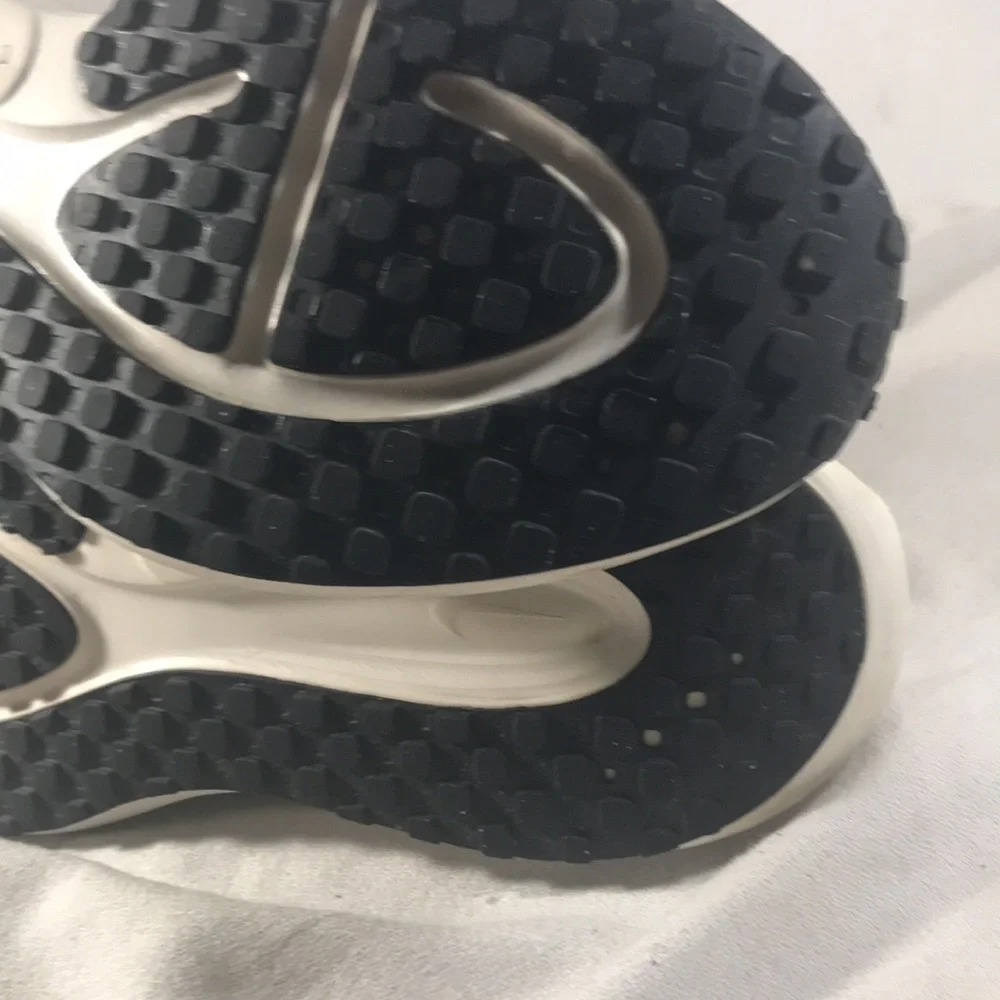 Nike Revolution 8 Light Army Black Jade Horizon Men's Running Sneakers Size 11